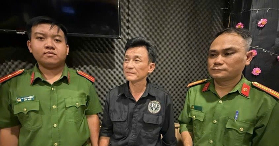 Bắt tạm giam người đàn ông lái xe Jeep chạy ngược chiều, đe dọa tài xế xe ôm