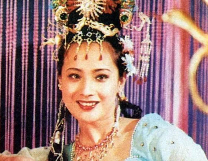 Vạn Thánh công chúa được đánh giá là yêu tinh xinh đẹp nhất trong
