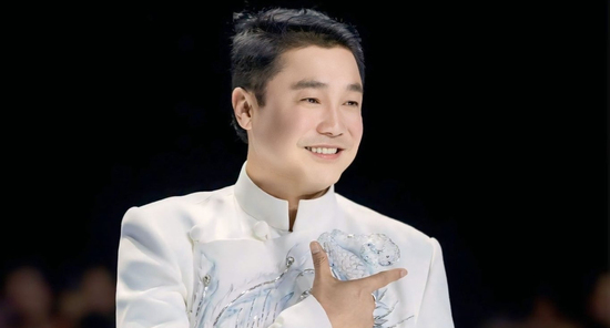 Lý Hùng, Việt Trinh: Người ăn chay làm mẹ đơn thân, người U60 vẫn chưa vợ con