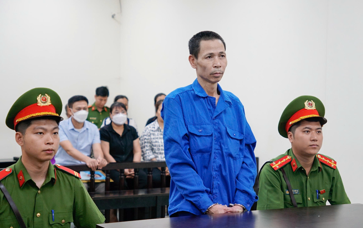 Tử hình người đàn ông tưới xăng đốt quán, khiến 11 người chết ở Hà Nội插图 Screenshot at May 15 15 56 33.png