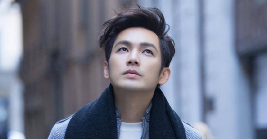 Diễn viên Chung Hán Lương tuổi 52 giữ phong độ nam thần, giấu kín chuyện đời tư