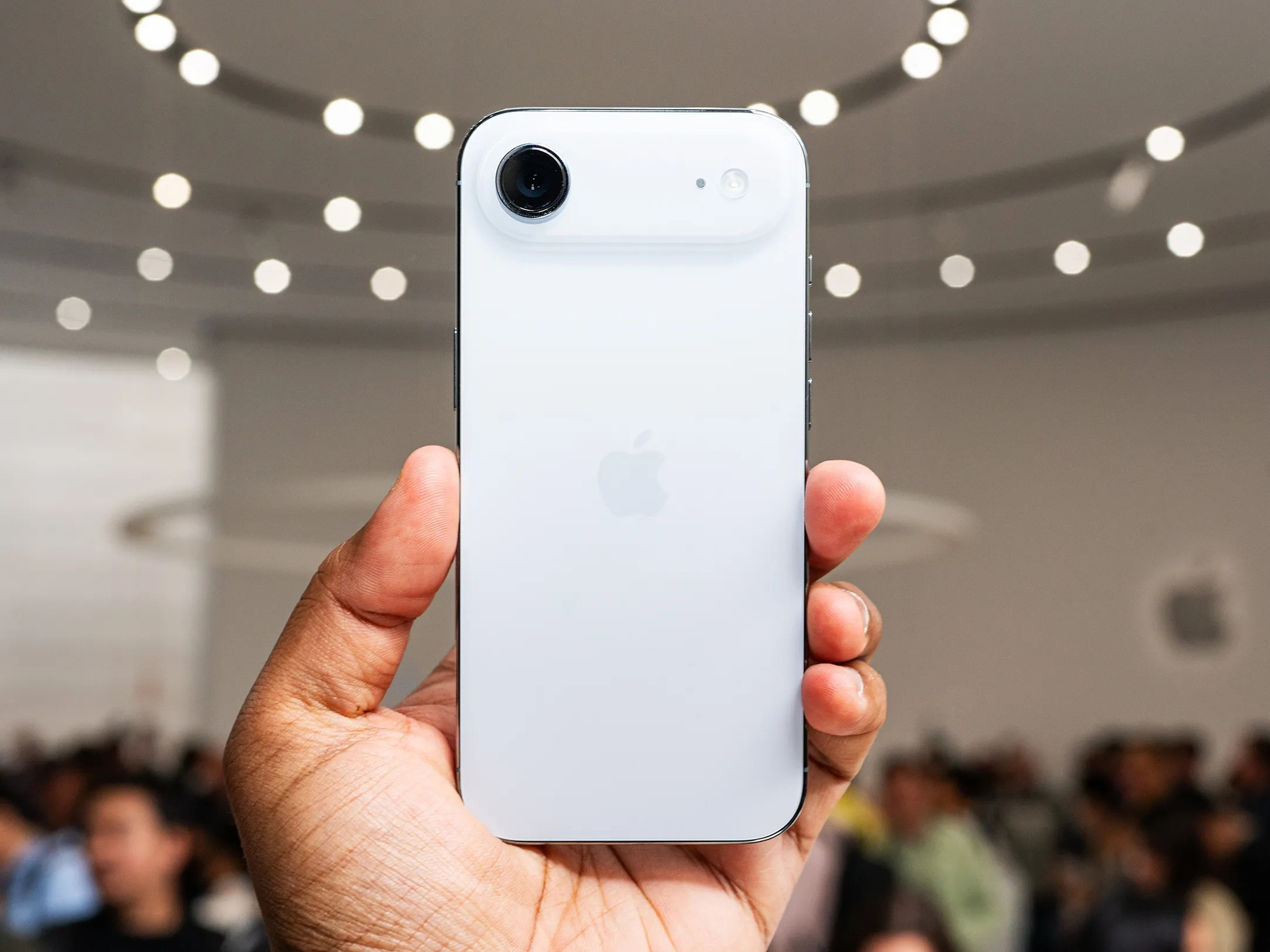 iphone17 air gear dsc5886 1757570083317 17575700842422028400451