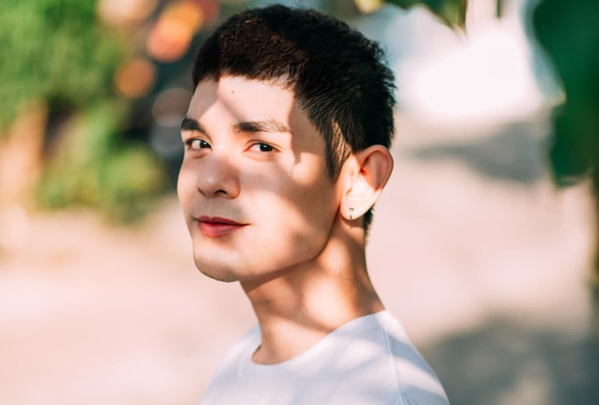 Ca sĩ Sơn Ngọc Minh vừa bị bắt tạm giam vì ma tuý từng bị chỉ trích dữ dội