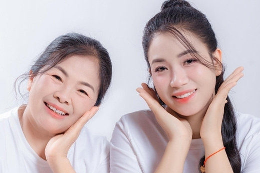 Mẹ kế ở Bắc Ninh 30 năm yêu thương 4 con gái của chồng, tuổi già hưởng trái ngọt