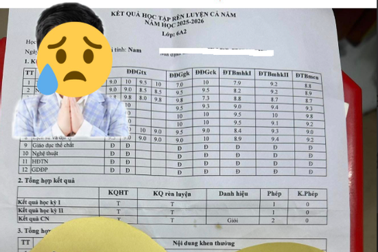 Đăng bài 'an ủi con' sau khi kết thúc năm học, một bà mẹ vô tình gây tranh cãi vì chi tiết này