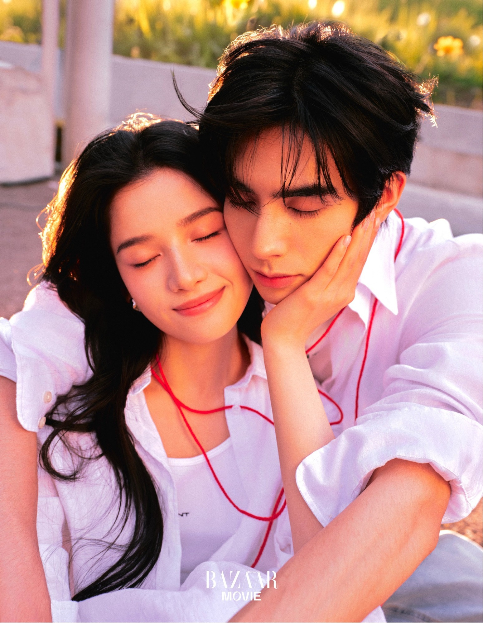 Khoảnh khắc cực tình cảm của Trương Tịnh Nghi và Tống Uy Long 'gây sốt' cõi mạng - Ảnh 3
