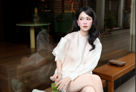 Nữ diễn viên 37 tuổi: Xinh đẹp, giàu có, độc thân từng 'không yêu đàn ông nghèo' giờ chỉ cần một người 'tối về có nhau'