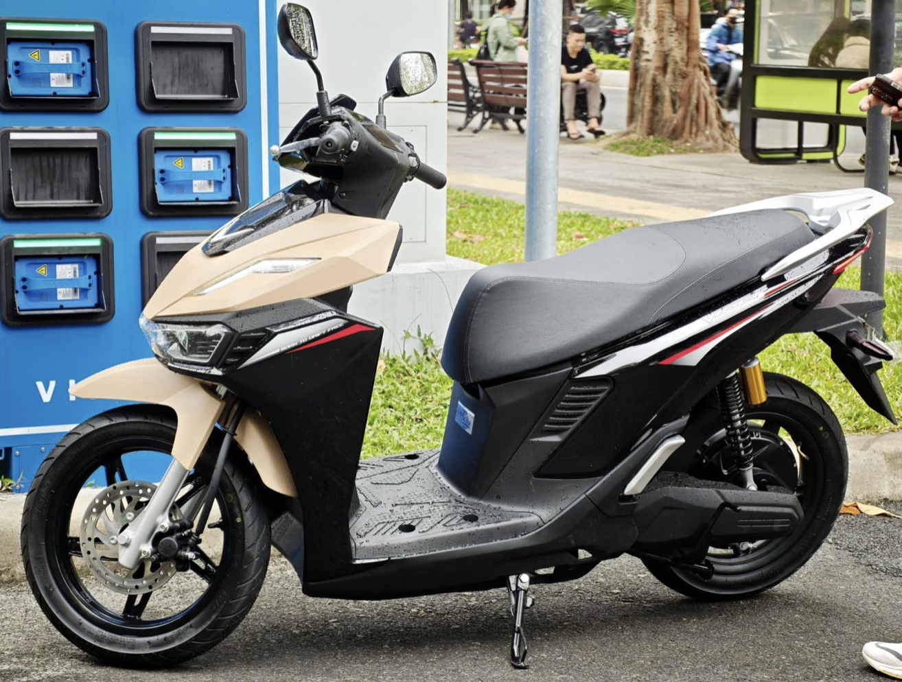 Tầm giá 40 triệu, chọn xe máy điện nào có cảm giác lái giống xe xăng?插图2 Ảnh màn hình 2026 05 21 lúc 19.13.55.png