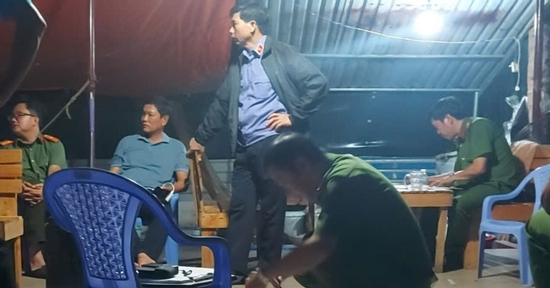 Bất ngờ kiểm tra nhà cho thuê ở Tây Ninh, phát hiện 'dân chơi' ma túy và súng