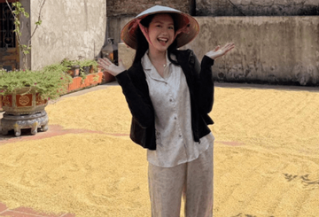 Tiểu thư Doãn Hải My được khen đẹp người đẹp nết khi về quê chồng phơi thóc giữa trưa nắng hè