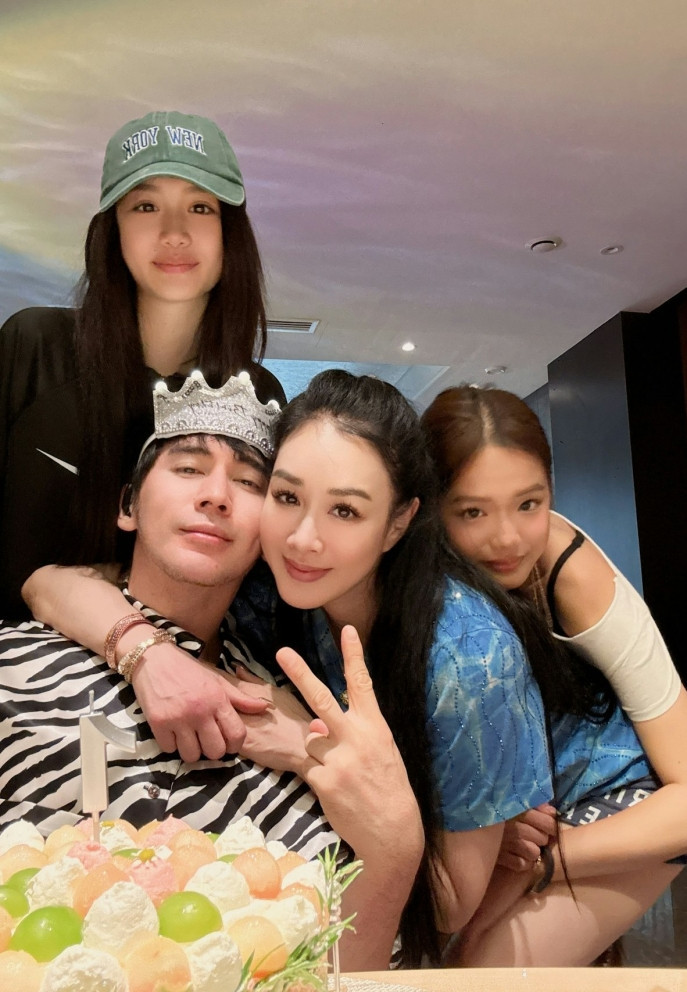 batch 9nj5nm68jxm0dbhvntgwjiqpmxxifcrvehfc7hoxwuw 1865.jpg