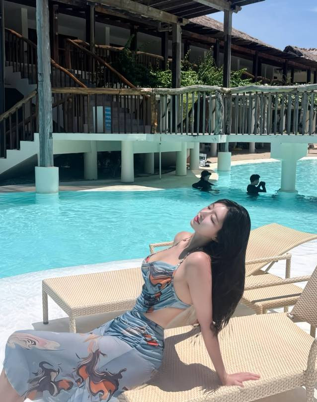 Biểu tượng 'mình hạc xương mai' bị lung lay bởi hot girl sở hữu dáng quả lê tuyệt mỹ đến từ Hàn Quốc插图8 screenshot6