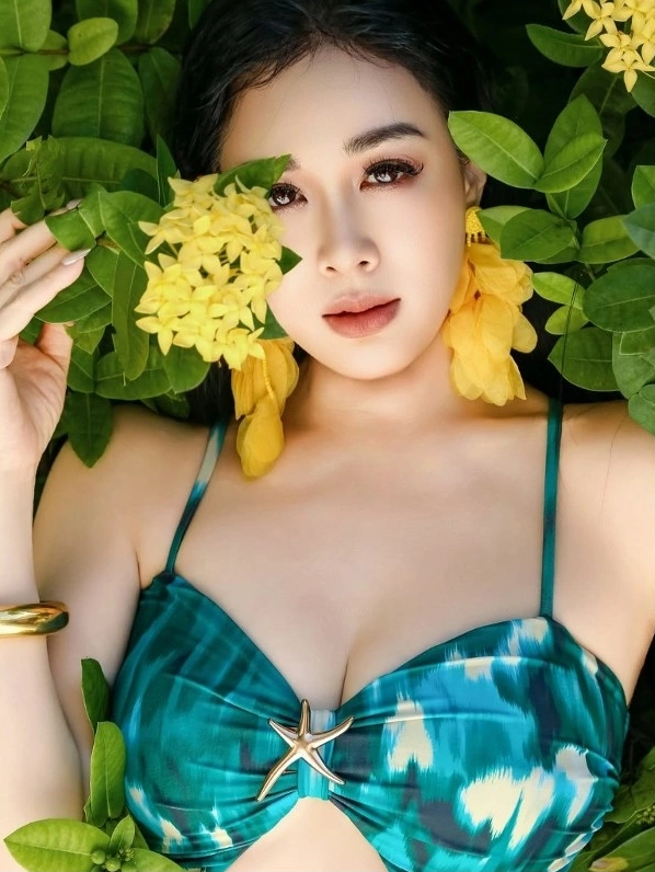 Chung Lệ Đề 'gây sốt' khi khoe vóc dáng săn chắc ở tuổi ngoài 50 - Ảnh 3