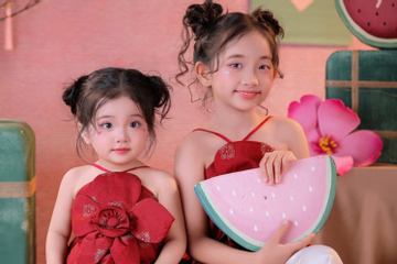 Hai con gái nhà Khánh Thi - Phan Hiển khuấy đảo mùa hè, visual tiểu thư xinh yêu gây sốt