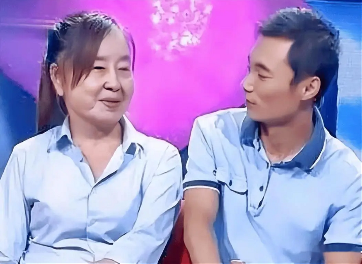 Cô gái 28 tuổi bỗng già đi nhanh chóng, họ hàng tưởng