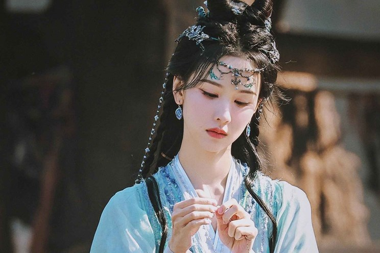 Phim ngôn tình Trung Quốc đang gây sốt MXH: Nam chính là đối thủ trời chọn của Trương Lăng Hách, nữ chính đẹp chấn động插图9 Phim ngôn tình Trung Quốc đang gây sốt MXH: Nam chính là đối thủ trời chọn của Trương Lăng Hách, nữ chính đẹp chấn động插图9