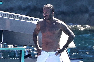 David Beckham cởi trần khoe body săn chắc trên du thuyền hơn 500 tỷ, ngoài 50 vẫn vững phong độ