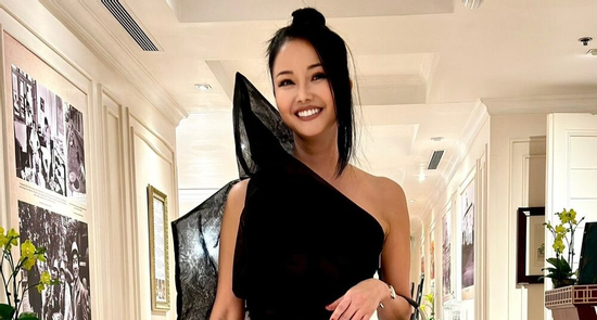 Hồng Nhung trẻ đẹp sau điều trị ung thư, vợ chồng Tuấn Hưng ôm nhau trượt tuyết