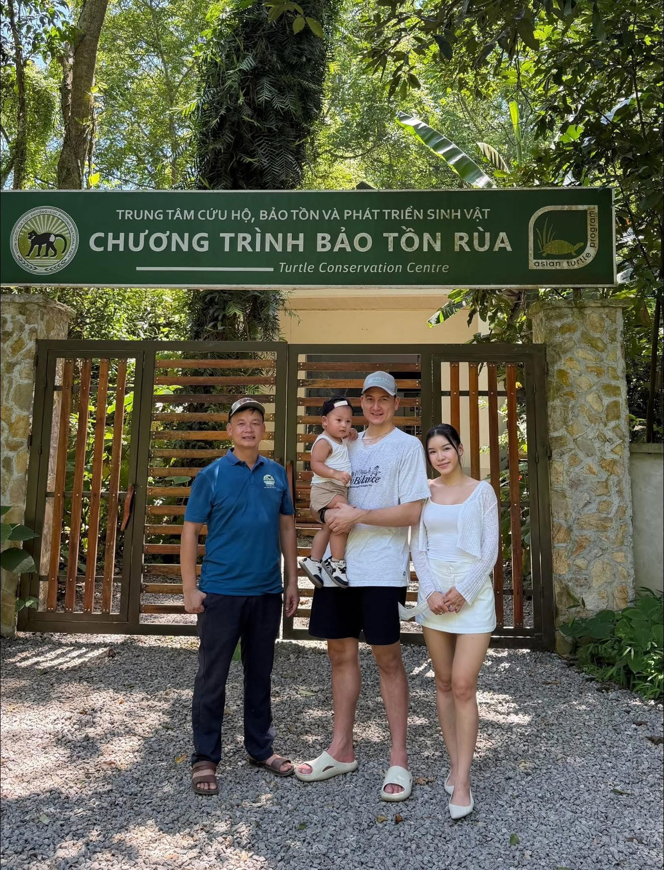 Yến Xuân khoe sắc vóc nóng bỏng mắt bên Văn Lâm, mẹ chồng người Nga nói một câu gây xôn xao插图5 img9608