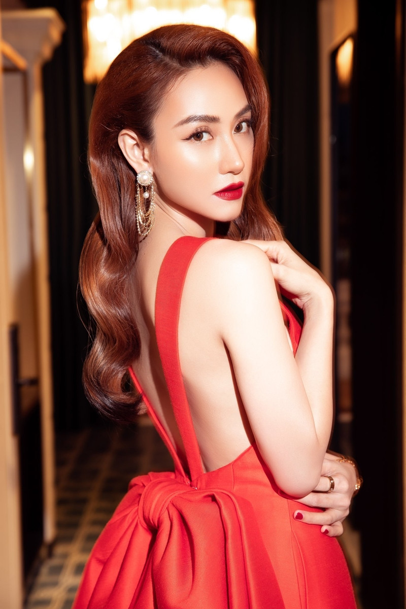ngan khanh 02 1055.jpg