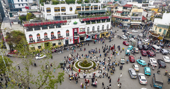 Hà Nội chưa cấm xe máy xăng tại khu vực quanh hồ Gươm, phố cổ