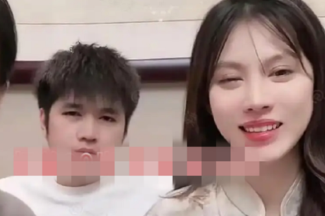 Chàng trai 22 tuổi quyết cưới bạn thân của mẹ 42 tuổi: Nhà gái thách cưới hơn 1 tỷ đồng gây sốc