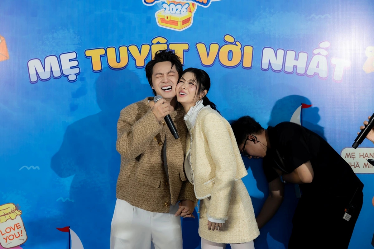 Dang khoi thua nhan luy gia dinh , he lo cuoc song vien man ben vo con hinh anh 1