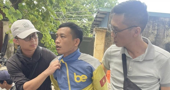 Đi từ Hà Nội đến Tuyên Quang, chém vợ tử vong tại chỗ rồi bỏ trốn