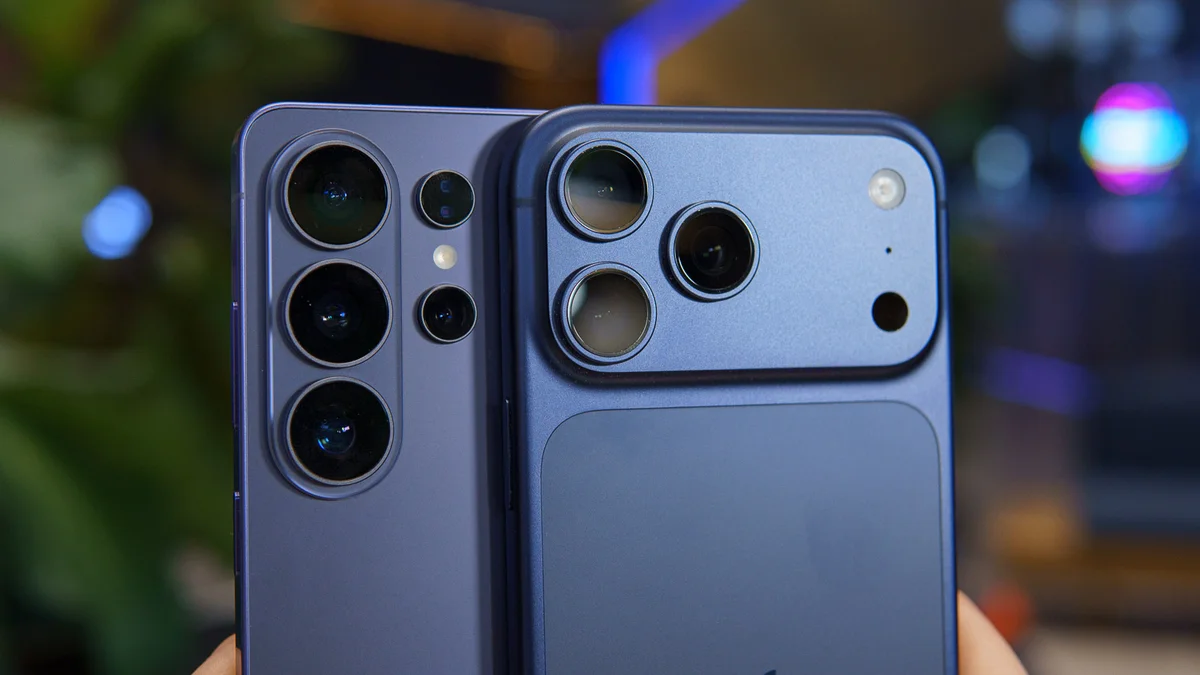 Galaxy iPhone.png