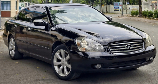 Xe sang Infiniti Q45 2004 giá 160 triệu, bán rẻ nhưng tiềm ẩn rủi ro gì?