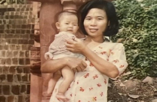 Mẹ ở Hà Nội bỏ đi biệt tích suốt 20 năm, con gái khát khao đoàn tụ để báo hiếu
