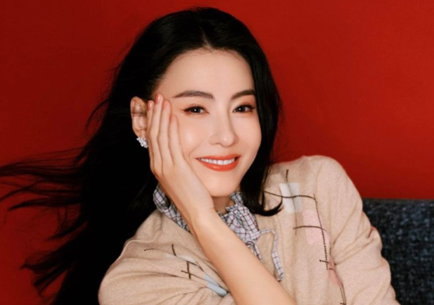 Trương Bá Chi hoảng hốt khi bị đau bụng dữ dội, nôn mửa ngay giữa đêm - Ảnh 1