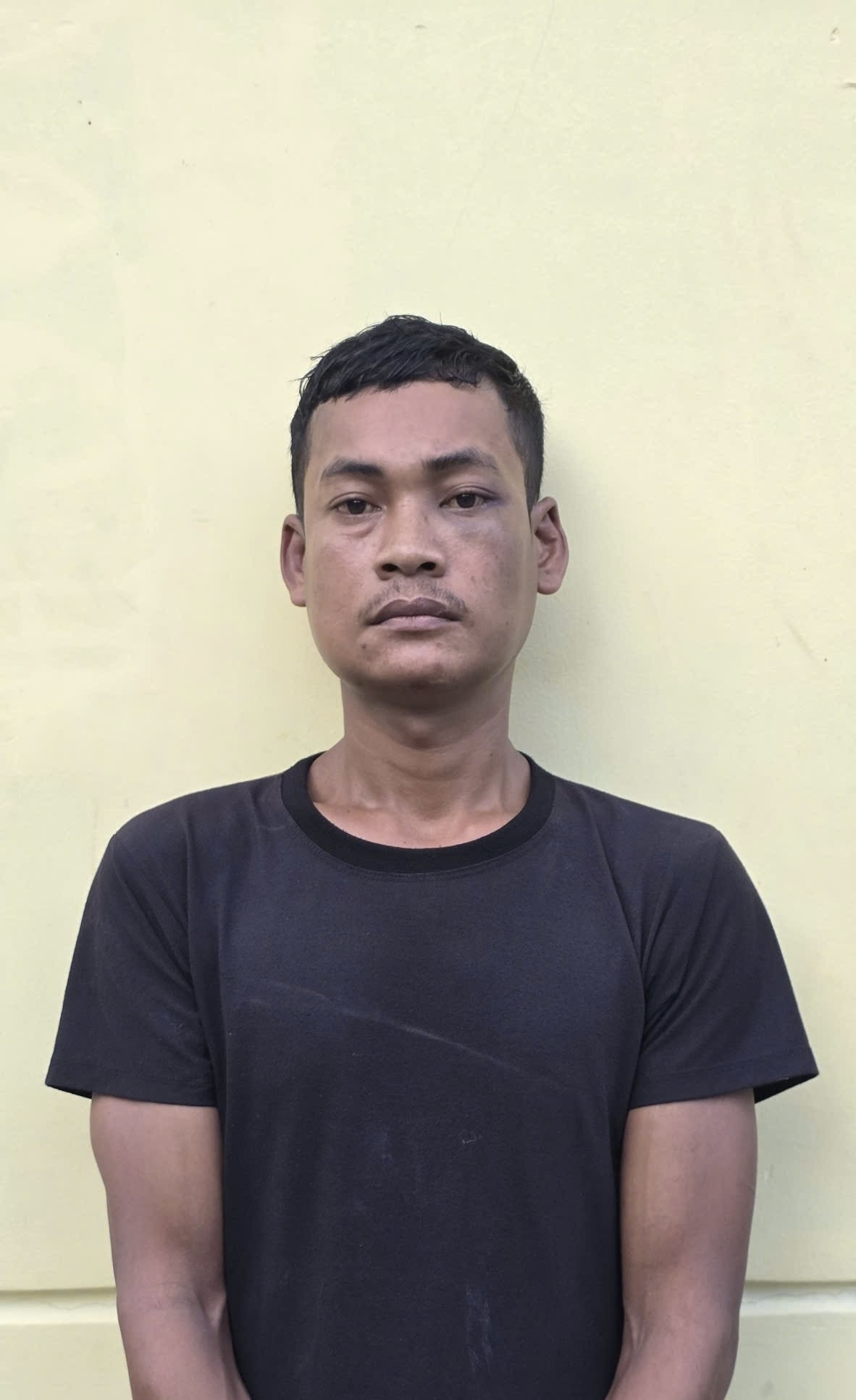Vụ cháu bé 2 tuổi bị bạo hành dã man ở TP.HCM: Nguyễn Thị Thanh Trúc và người tình khai gì?插图1 68119522525366989135130405802908858812181516n