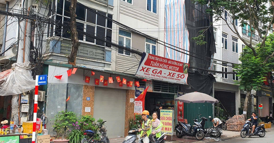 Lời kể nữ chủ nhà trọ nơi bé gái 4 tuổi bị mẹ đẻ, cha dượng bạo hành dẫn đến tử vong