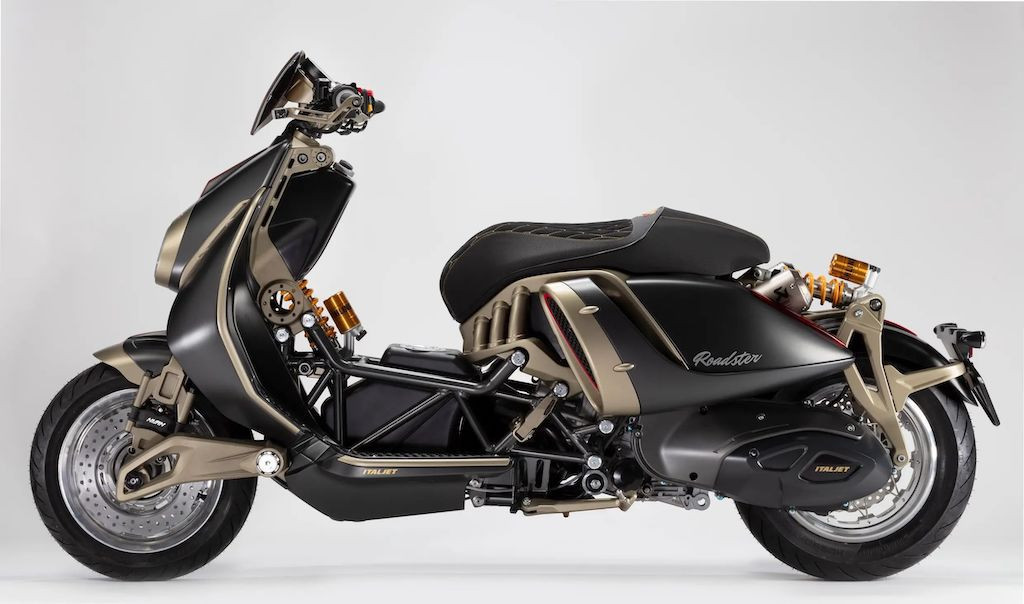 nghenhin xedoisong italjet roadster 1 47.jpg