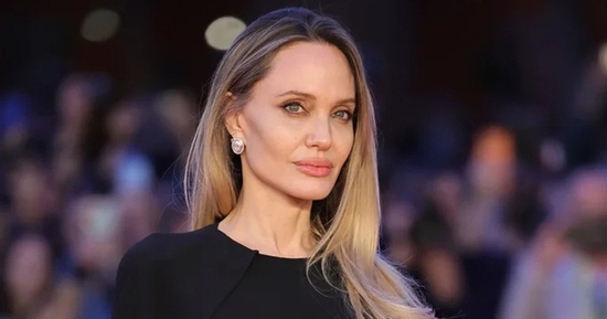 Nữ minh tinh Angelina Jolie giành chiến thắng lớn trước Brad Pitt trong vụ kiện