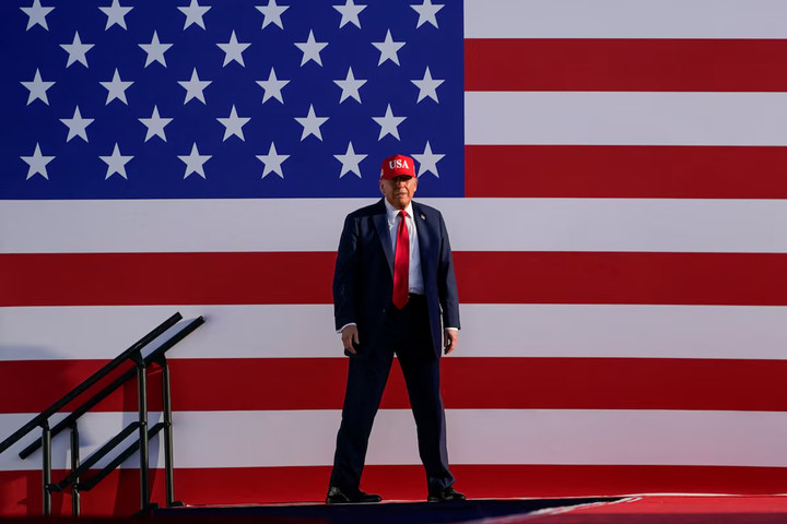 Vé xem đấu võ MMA ở Nhà Trắng giá 40 tỷ đồng có gì đặc biệt?插图1 UFC White House được tổ chức nhân dịp sinh nhật Tổng thống Donald Trump và kỷ niệm Quốc khánh lần thứ 250 của Mỹ. (Nguồn: Reuters)