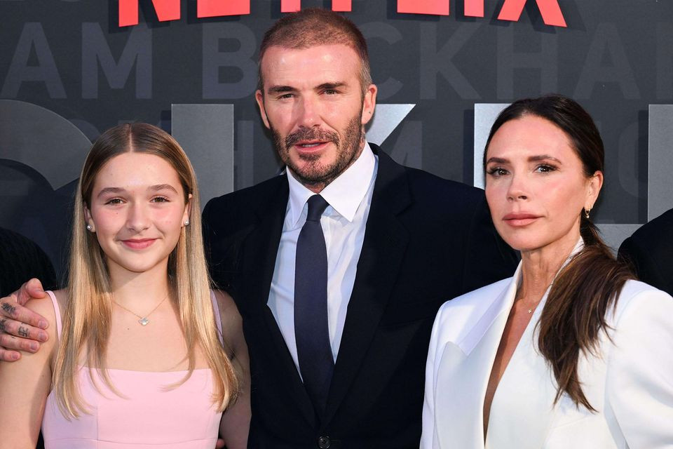 14 tuổi, con gái David Beckham tự lập công ty, đăng ký nhãn hiệu mỹ phẩm quốc tế: Công chúa Hollywood không chờ thừa kế - Ảnh 6.