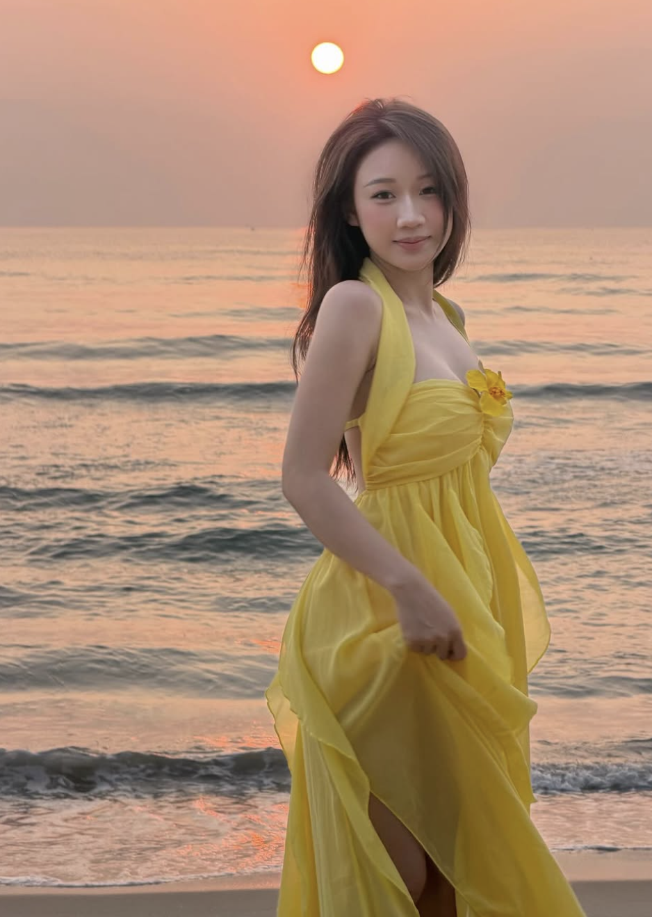 Bạn gái TikToker 3,7 triệu follow của hậu vệ U23 Minh Phúc lộ diện, nhan sắc cam thường gây xôn xao插图5 screenshot 2026 06 01 at 073220