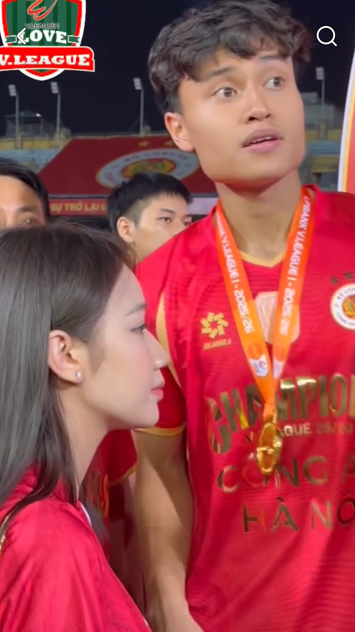 Bạn gái TikToker 3,7 triệu follow của hậu vệ U23 Minh Phúc lộ diện, nhan sắc cam thường gây xôn xao插图1 img9794