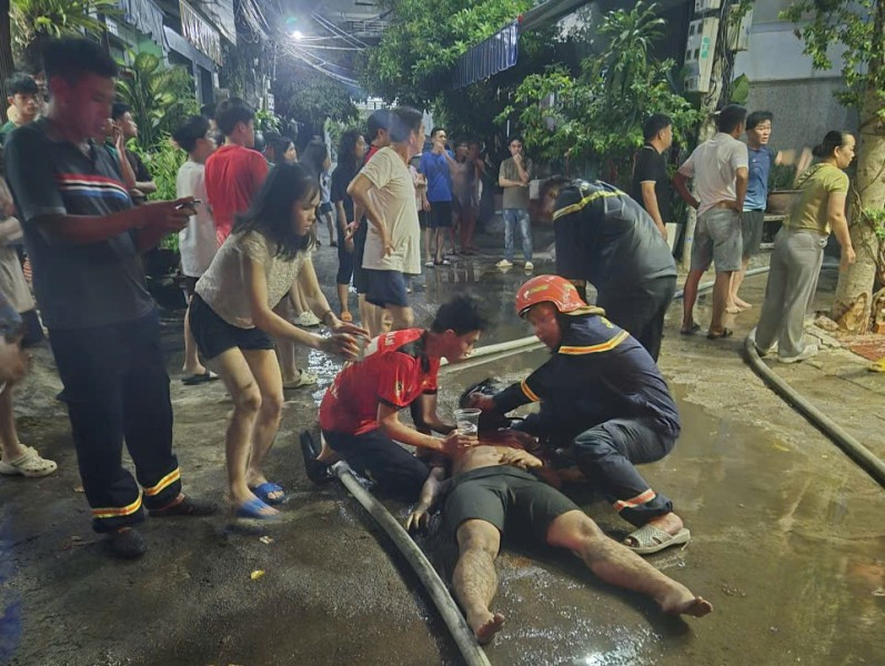 Giải cứu 2.jpg