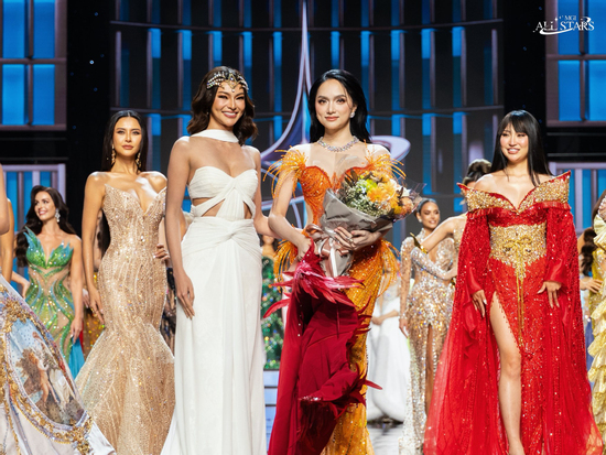 Chung kết Miss Grand All Stars: Khán giả phát bực vì xem quảng cáo hơn nửa tiếng