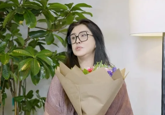 Sau 20 năm 'ở ẩn', Vương Tổ Hiền bất ngờ tái xuất trước công chúng - Ảnh 2