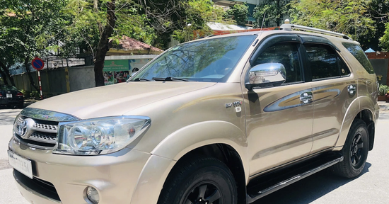 Xe SUV cũ 'nồi đồng cối đá' giá chỉ trên dưới 300 triệu đồng hút khách săn tìm