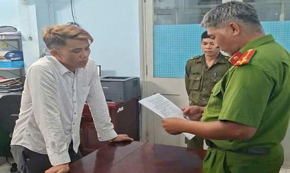 Bị can Tài
.png
