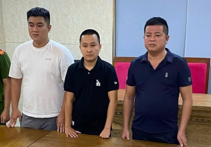 3 trong số 15 kẻ bị khởi tố. (Ảnh: CACC)
