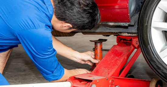 Rước họa vào thân vì sai lầm khi dùng kích nâng ô tô