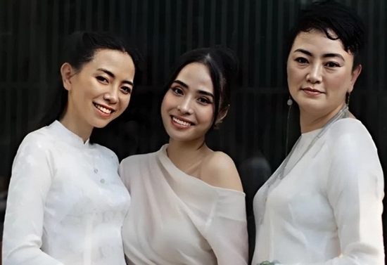 Kết hôn từ năm 21 tuổi, ca nương Kiều Anh hé lộ cuộc sống làm dâu nhà danh gia