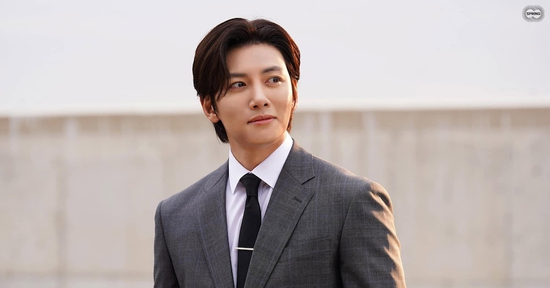 Tài tử 'Hoàng hậu Ki' Ji Chang Wook sang Việt Nam