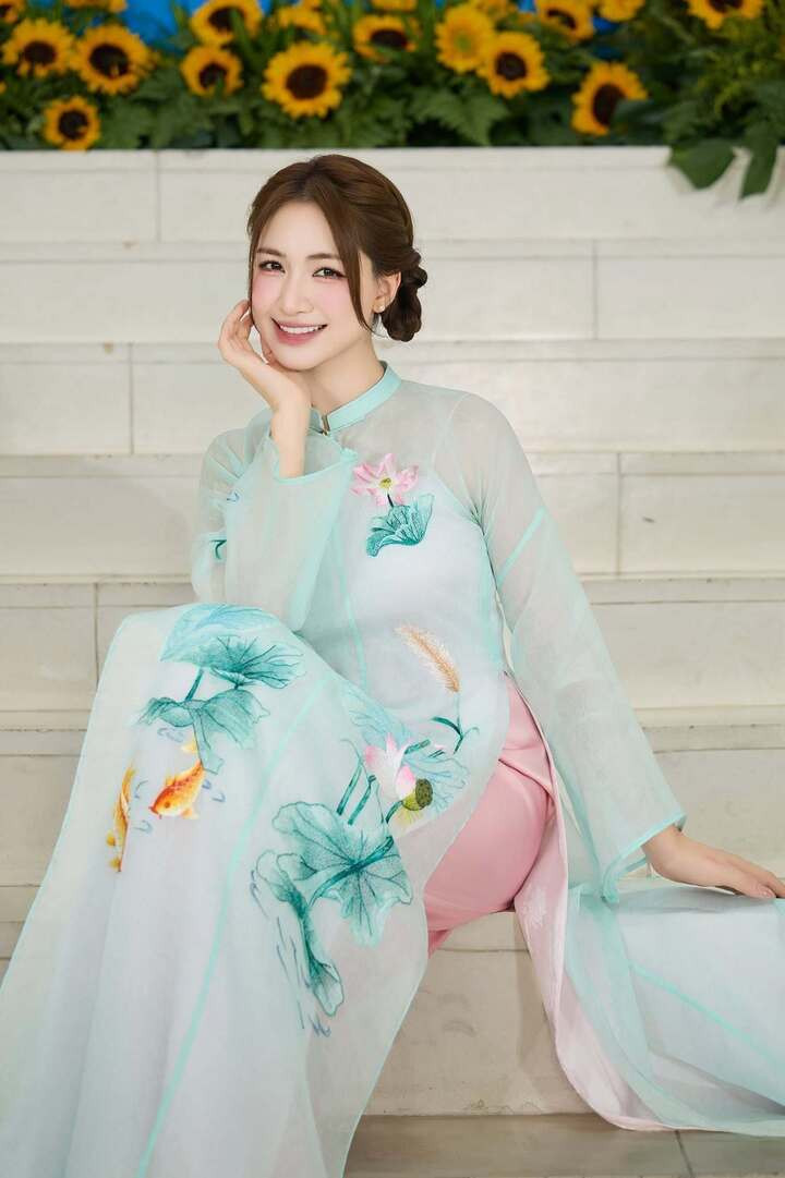 Ca sỹ Hoà Minzy làm Ủy viên BCH Trung ương Hội Liên hiệp Phụ nữ Việt Nam插图 Hoà Minzy trở thành Uỷ Viên BCH Trung ương Hội Liên hiệp Phụ nữ Việt Nam khóa XIV.